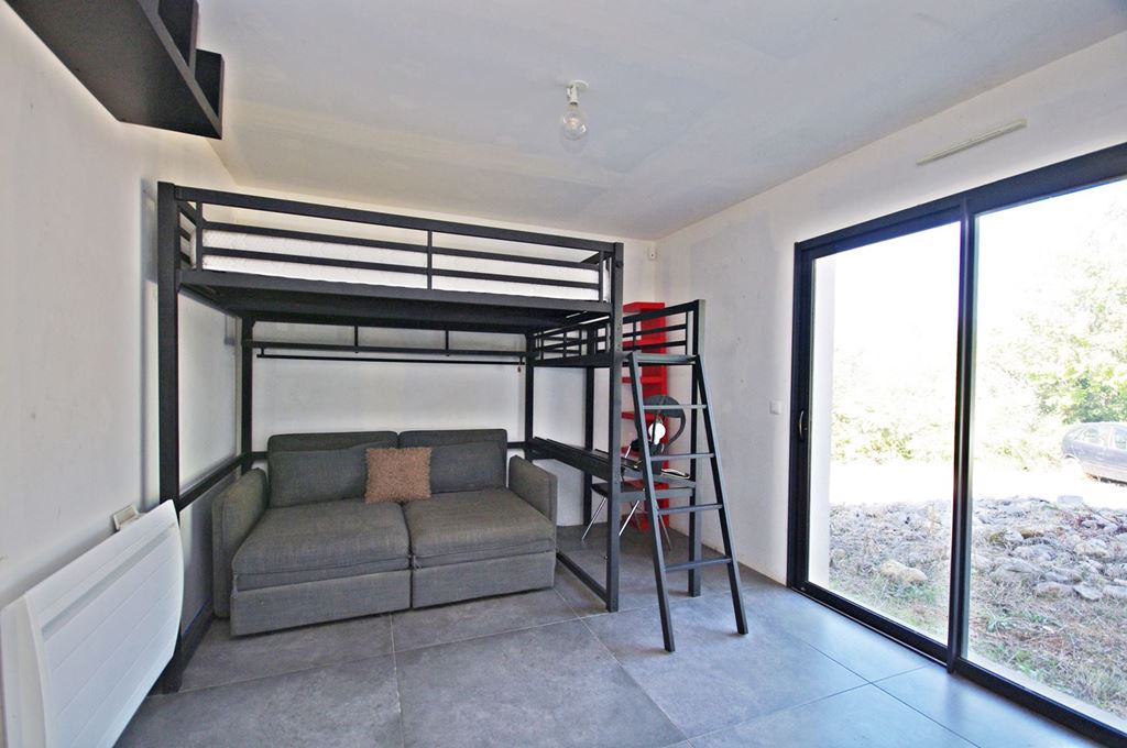 Maison Contemporaine LE THORONET (83340) LES CLES DU VAR