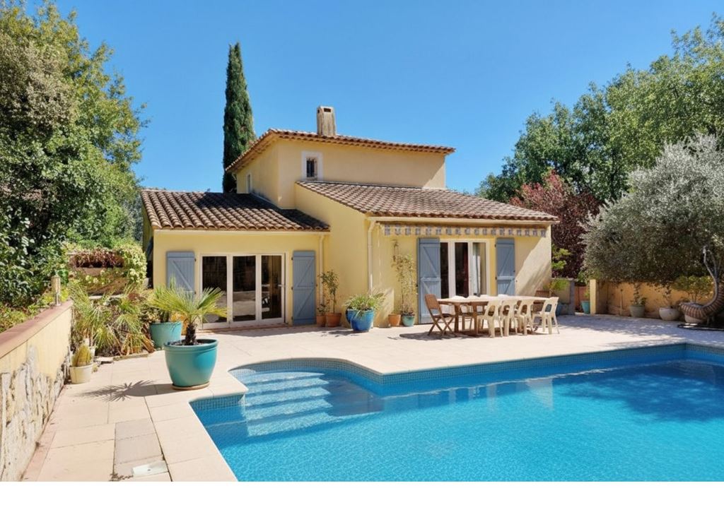 Villa LE THORONET (83340) LES CLES DU VAR