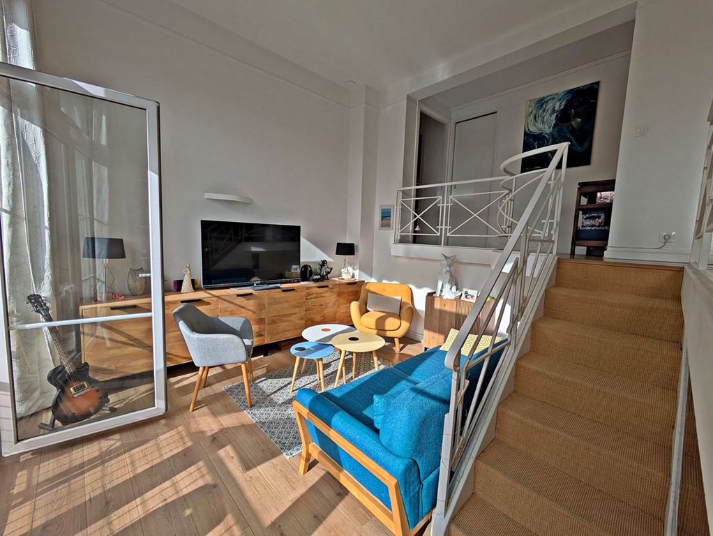Appartement T4 VERSAILLES (78000) LES CLES DU VAR